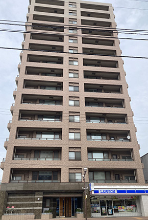 ローソン ・クラッセ麻生ステーションタワー1階店舗